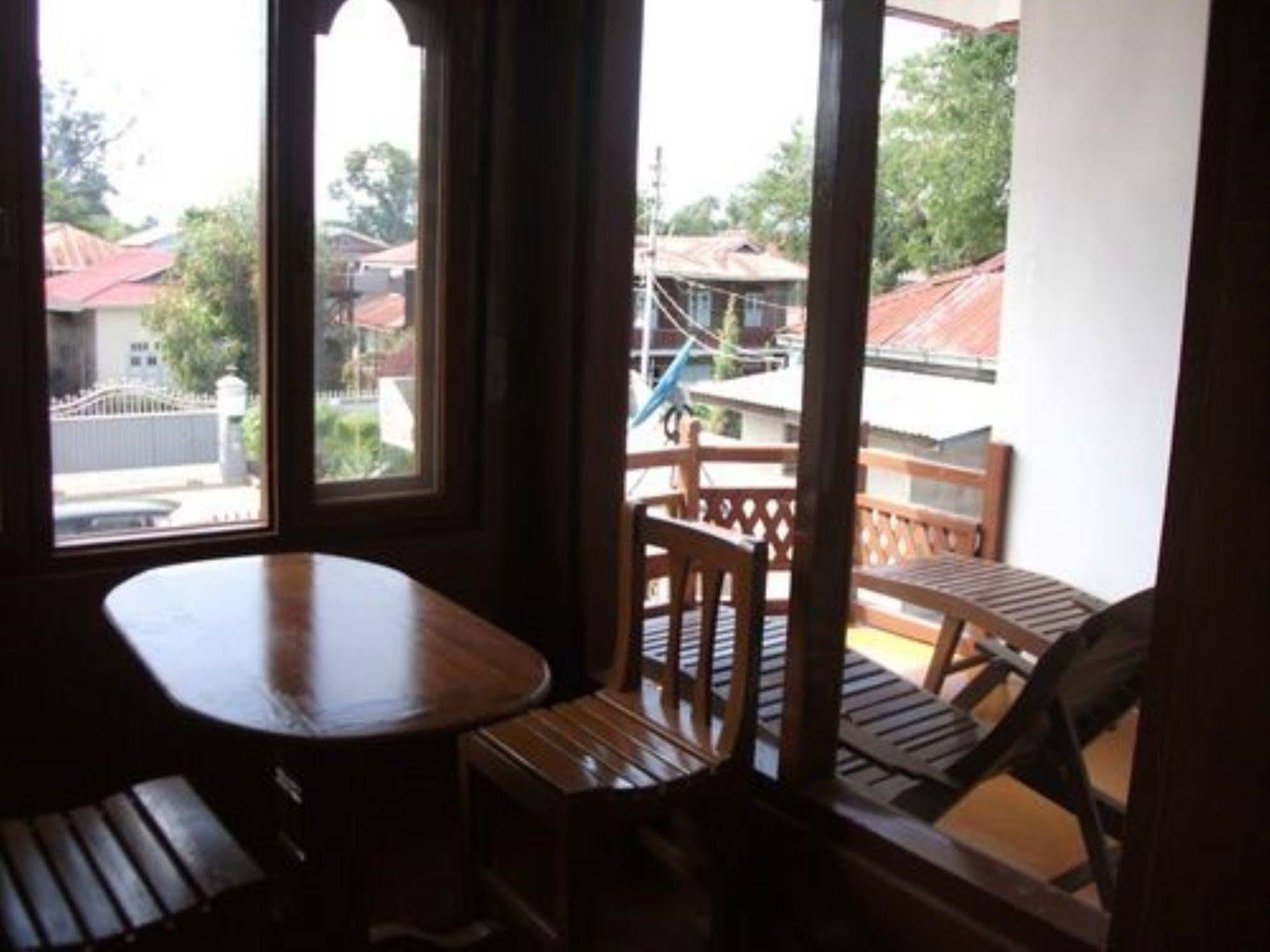 Mingalar Inn Inle Lake Εξωτερικό φωτογραφία