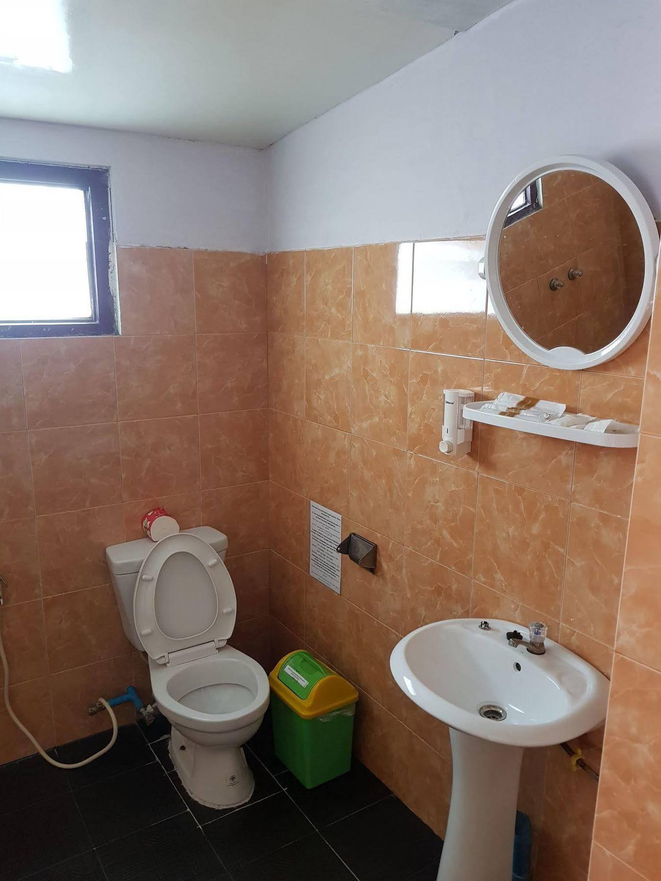 Mingalar Inn Inle Lake Εξωτερικό φωτογραφία
